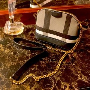 Pretty black white and gray plaid small crossbody purse brand new